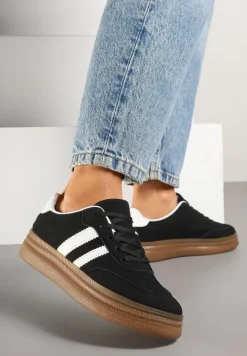 Czarne Sneakersy Tenisówki Ozdobione Paskami i Perforacją Jenadira