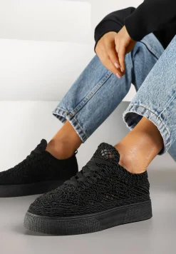 Czarne Sneakersy z Ażurowej Koronki na Grubej Podeszwie Nanessia