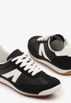 Czarne Sneakersy z Geometrycznym Wzorem Zoloti