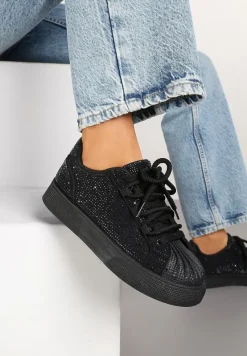 Czarne Sneakersy z Ozdobnym Tłoczeniem i Cyrkoniami Dorreia
