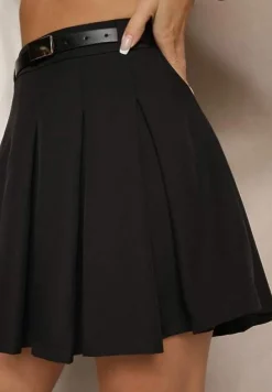 Czarne Spódnico-Spodenki High Waist z Plisowaniem Wykończone Paskiem Eviennes