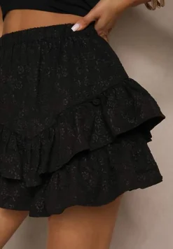 Czarne Spódnico-Szorty Ozdobione Falbankami Sopolisea
