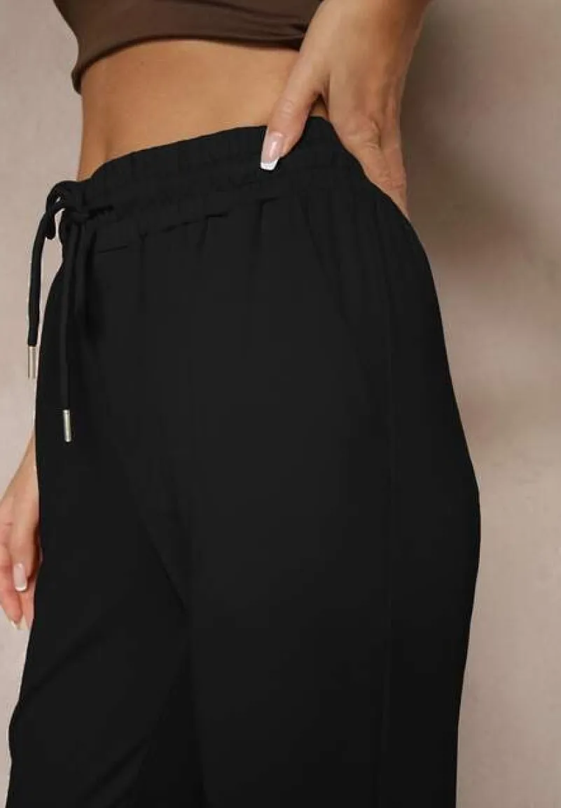 Czarne Spodnie Dresowe z Wiskozą High Waist Ozdobione Sznurkiem Ellivenna
