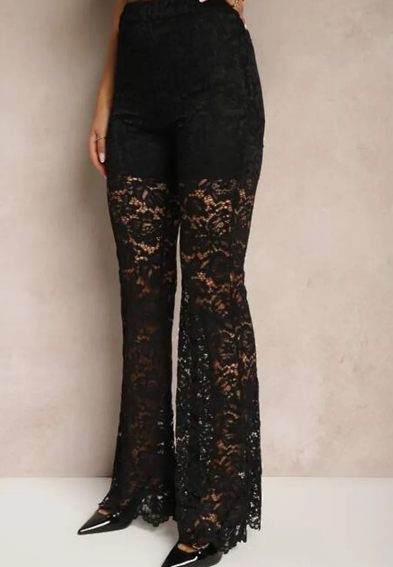 Czarne Spodnie Dzwony z Koronkowego Materiału Vortika