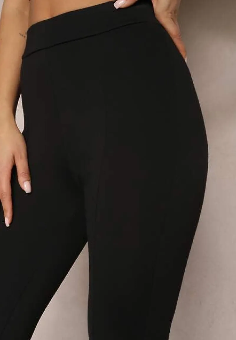 Czarne Spodnie Flare z Rozcięciem przy Nogawce Hekenia