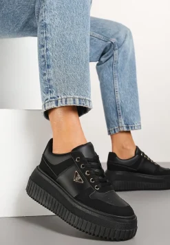 Czarne Sznurowane Sneakersy Vices Tłoczonej Platformie Ozdobione Trójkątem Raviri