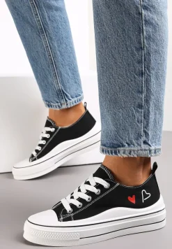 Czarne Sznurowane Trampki przed Kostkę na Płaskiej Podeszwie z Serduszkami Disori