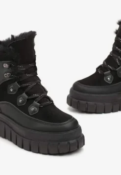 Czarne Sznurowane Traperki na Platformie z Wycięciami Paavola