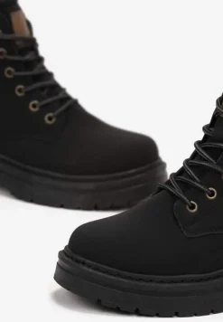 Czarne Sznurowane Traperki Ocieplone Futerkiem Lunaga