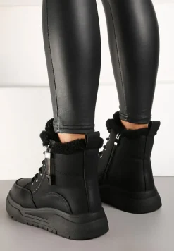 Czarne Sznurowane Trapery Ocieplane na Płaskiej Podeszwie Ozdobione Suwakiem Esaviren