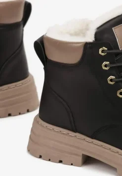 Czarne Sznurowane Trapery z Ociepleniem Syliera