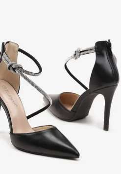 Czarne Szpilki Ozdobione Paskiem z Cyrkonii i Suwakiem Quenevia