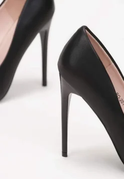 Czarne Szpilki z Ekoskóry i Szpiczastym Noskiem Caliane