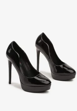 Czarne Szpilki z Lakierowaną Asymetryczną Cholewką i Platformą Acilana