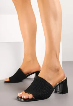 Czarne Szydełkowe Klapki na Słupkowym Obcasie Idaretia