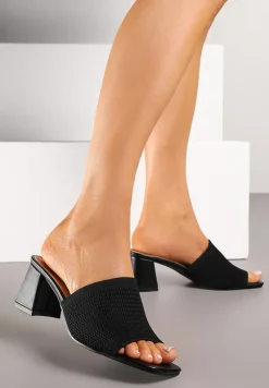 Czarne Szydełkowe Klapki na Słupkowym Obcasie Idaretia