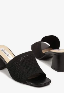 Czarne Szydełkowe Klapki na Słupkowym Obcasie Idaretia