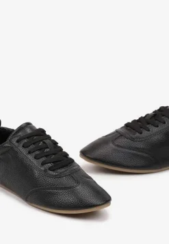 Czarne Tenisówki bez Zdobień z Ekoskóry Verillis