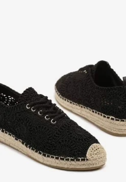 Czarne Tenisówki Ozdobione Plecionką i Ażurowym Wzorem Mevienne