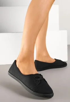 Czarne Tenisówki Vices z Drobnym Sznurowaniem Telithia