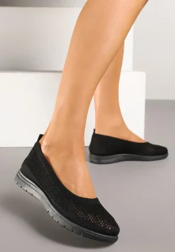 Czarne Tenisówki z Elastyczną Cholewką Avisine