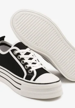 Czarne Trampki na Grubej Podeszwie Lurivanna