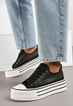 Czarne Trampki na Platformie Ozdobione Koronką Emozi