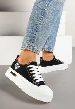 Czarne Trampki na Platformie z Metalicznymi Sercami Florvila