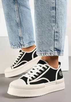 Czarne Trampki na Platformie z Metaliczną Ozdobą Afleeria