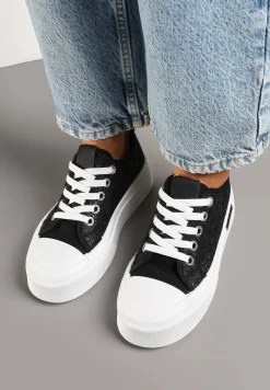 Czarne Trampki na Platformie Ozdobione Haftem Talauri