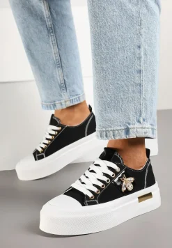 Czarne Trampki na Platformie z Biżuteryjną Aplikacją Gonessa