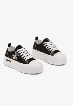 Czarne Trampki na Platformie z Biżuteryjną Aplikacją Gonessa