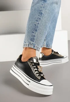 Czarne Trampki na Platformie z Ozdobną Aplikacją w Kształcie Motyla Haniriel