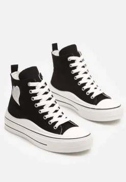 Czarne Trampki na Platformie z Serduszkiem za Kostkę Ellista