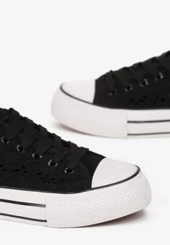 Czarne Trampki Przed Kostkę z Ażurową Cholewką Shiliarre