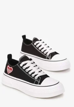 Czarne Trampki przed Kostkę z Naszywką Serduszka Xenis