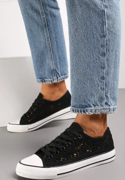 Czarne Trampki z Krótką Ażurową Cholewką Paerina