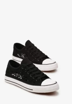 Czarne Trampki z Krótką Ażurową Cholewką Paerina