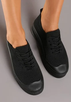 Czarne Trampki z Siateczkową Cholewką i Tłoczoną Podeszwą Lalnai