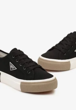 Czarne Trampki ze Sznurowaniem Zdobione Metalową Aplikacją Vimeria