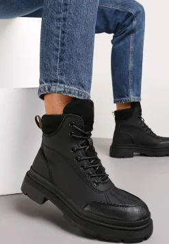 Czarne Traperki Desa