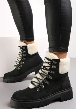 Czarne Traperki Isirae