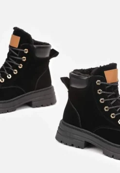 Czarne Traperki Mocno Ocieplone Sztucznym Futerkiem Janek