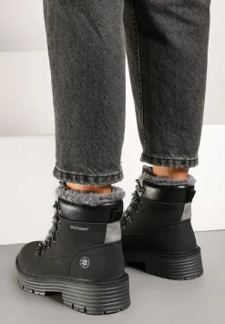 Czarne Trapery na Płaskiej Podeszwie ze Sznurowaniem Futerkiem i Napisem Linnasia