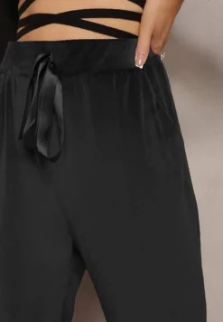 Czarne Welurowe Spodnie Dresowe z Luźnymi Nogawkami Heliotte