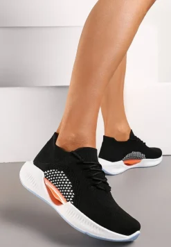 Czarne Wsuwane Buty Sportowe z Elastyczną Cholewką i Ozdobną Podeszwą Instonia