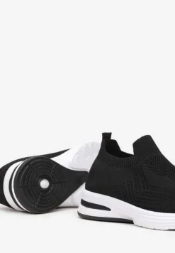 Czarne Wsuwane Buty Sportowe na Płaskiej Podeszwie Sheina