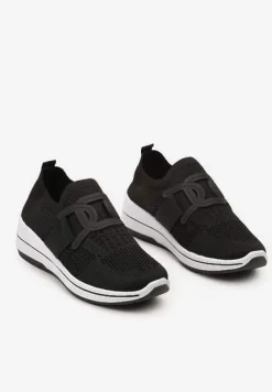 Czarne Wsuwane Buty Sportowe na Niewysokim Koturnie Wianara