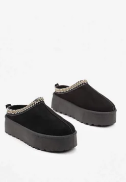 Czarne Wsuwane Kapcie na Platformie z Ozdobną Lamówką i Przeszyciami Jolieri