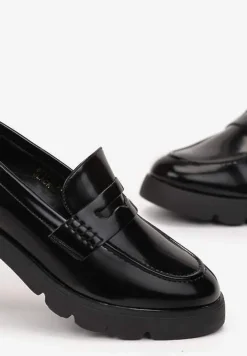 Czarne Wsuwane Mokasyny na Płaskiej Grubej Podeszwie z Imitacji Skóry Nareli